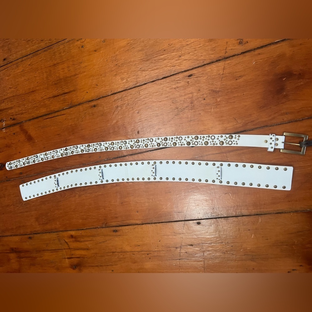 White leather studded rhinestone 2 way belt women’s medium NWT